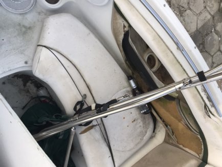 TAPICERKA LODZI FOUR WINNS HORIZON 210