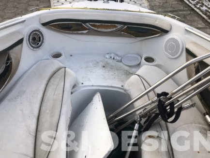 TAPICERKA LODZI FOUR WINNS HORIZON 210