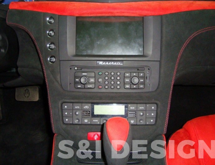 Tapicerka alcantara&skóra