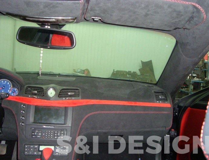 Tapicerka alcantara&skóra