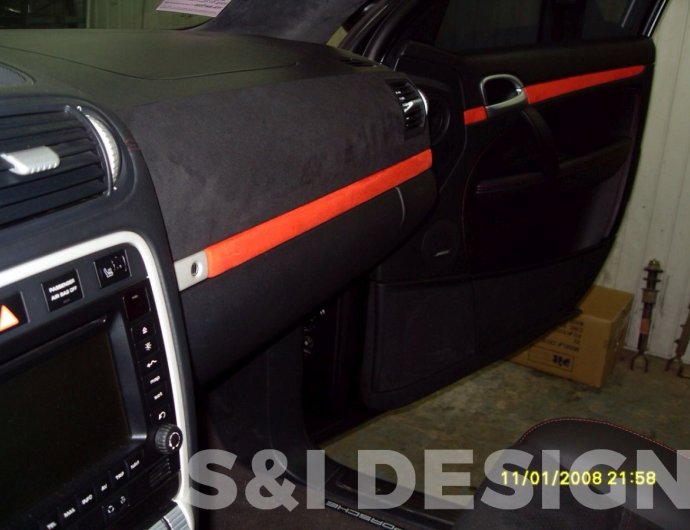 Tapicerka alcantara&skóra