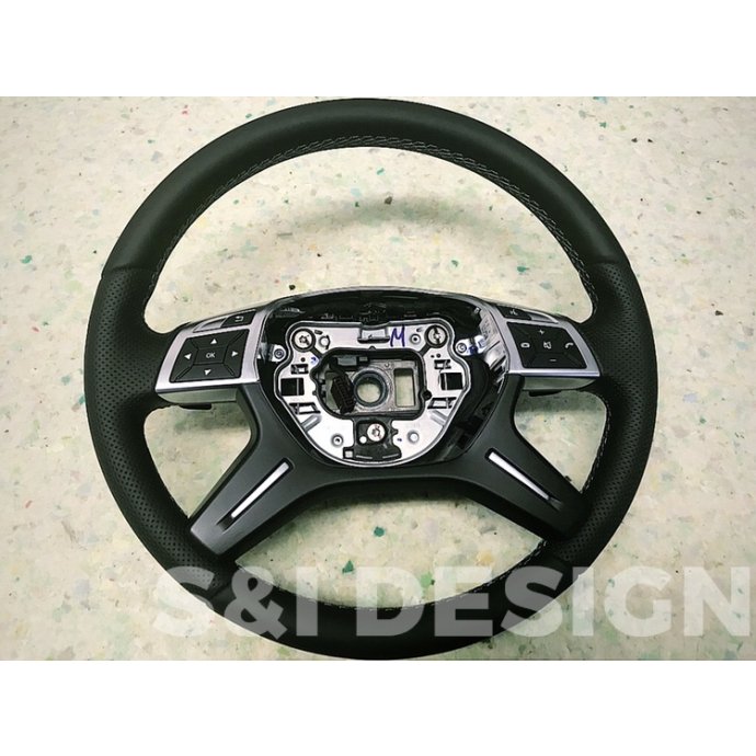 KIEROWNICA Mercedes-Benz X166