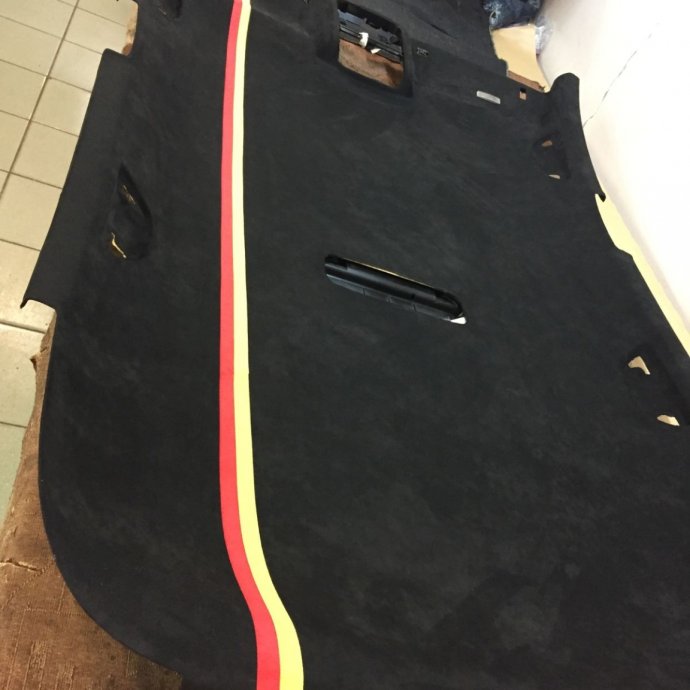 Podsufitka alcantara