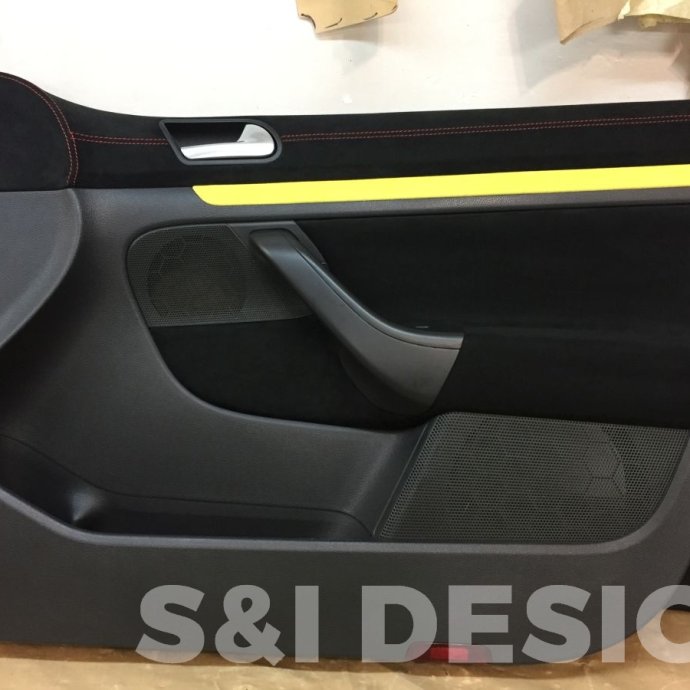 Karta drzwi alcantara